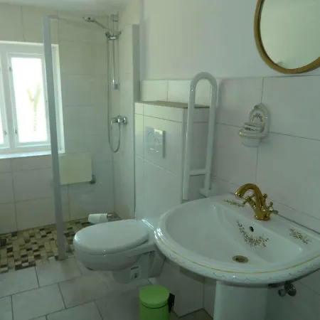 Appartement Haubarg Pernorhof - Ferienwohnung 1 Tönning